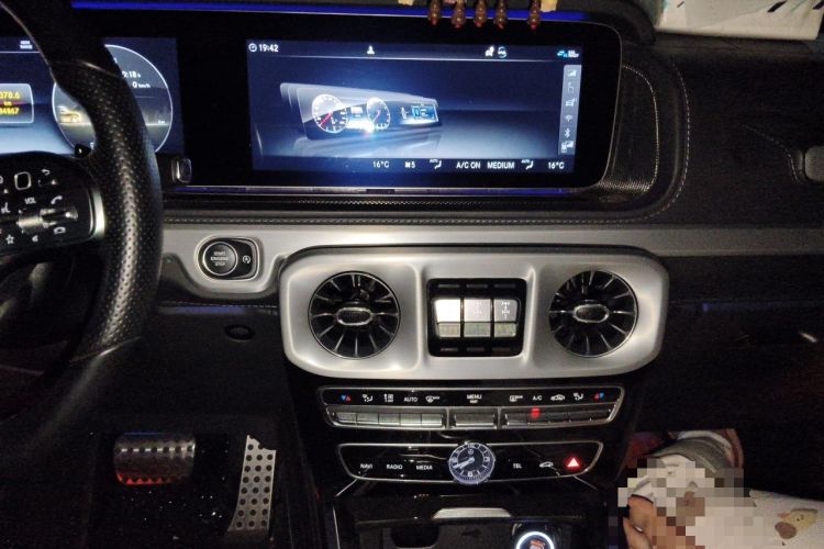 Used Mercedes-Benz G-Class 2022 G 500 Audio And AC Panel