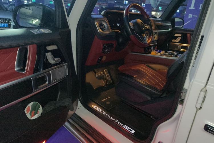 Used Mercedes-Benz G-Class 2022 G 500 Driver Seat