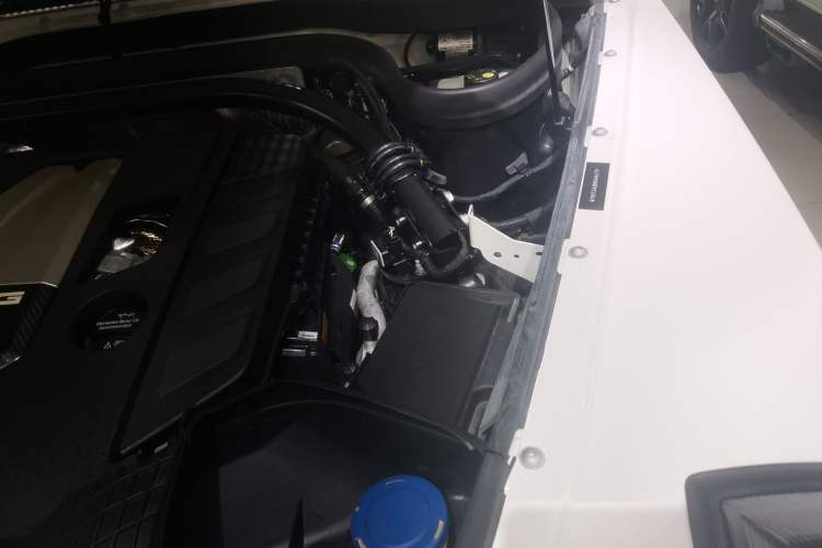 Used Mercedes-Benz G-Class 2022 G 500 Engine Bay Left