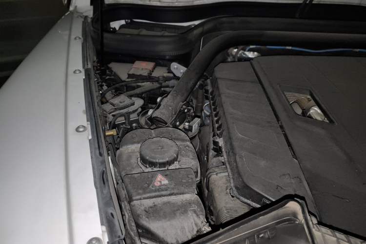 Used Mercedes-Benz G-Class 2022 G 500 Engine Bay Right