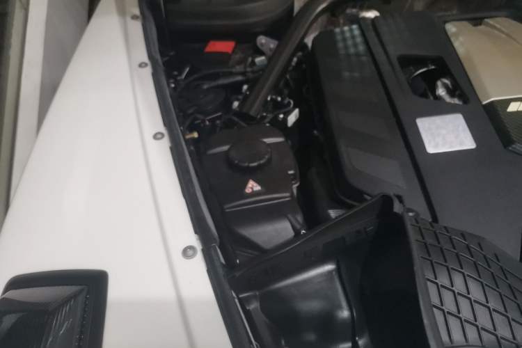 Used Mercedes-Benz G-Class 2022 G 500 Engine Bay Right