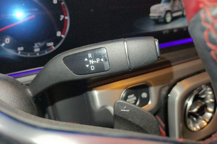 Used Mercedes-Benz G-Class 2022 G 500 Gear Lever
