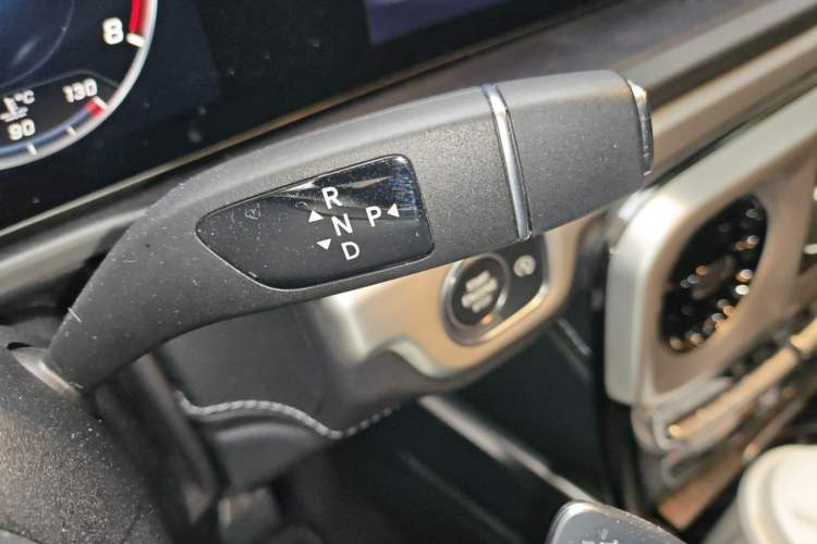 Used Mercedes-Benz G-Class 2022 G 350 Gear Lever