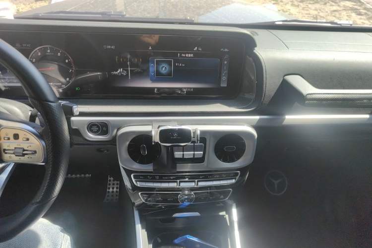 Used Mercedes-Benz G-Class 2023 G 350 Audio And AC Panel