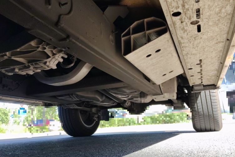 Used Mercedes-Benz G-Class  Chassis Front Left