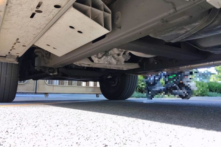 Used Mercedes-Benz G-Class  Chassis Rear Left