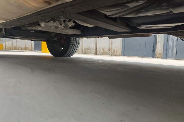 Used Mercedes-Benz G-Class 2023 G 500 Chassis Rear Left