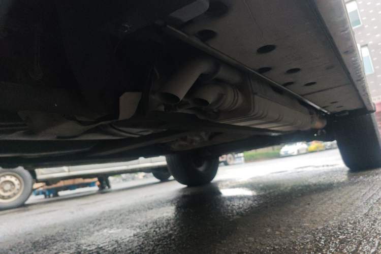 Used Mercedes-Benz G-Class 2023 G 500 Chassis Rear Right