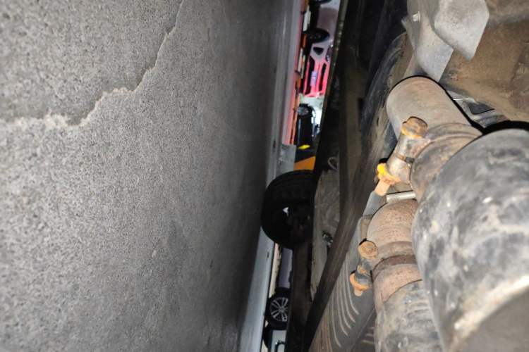 Used Mercedes-Benz G-Class  Chassis Rear Right
