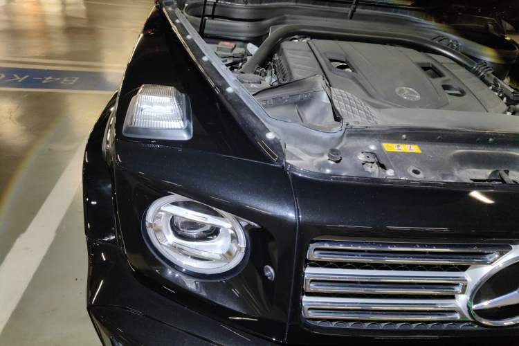 Used Mercedes-Benz G-Class 2023 G 500 Engine Bay Right
