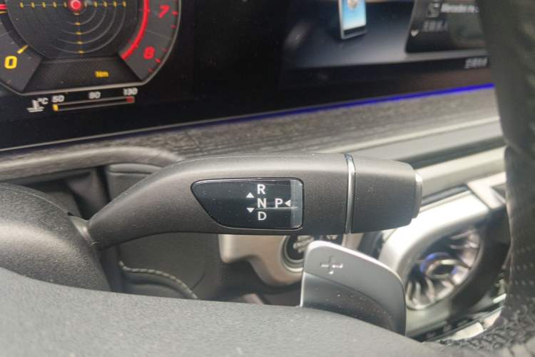 Used Mercedes-Benz G-Class 2023 G 350 Gear Lever