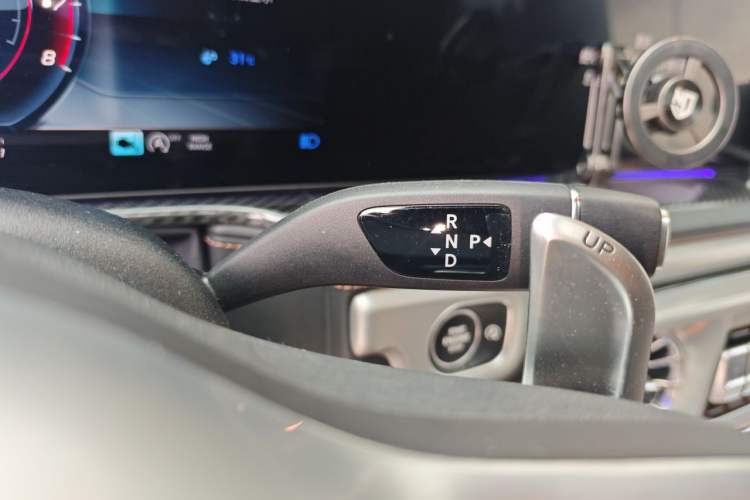 Used Mercedes-Benz G-Class 2023 G 500 Gear Lever