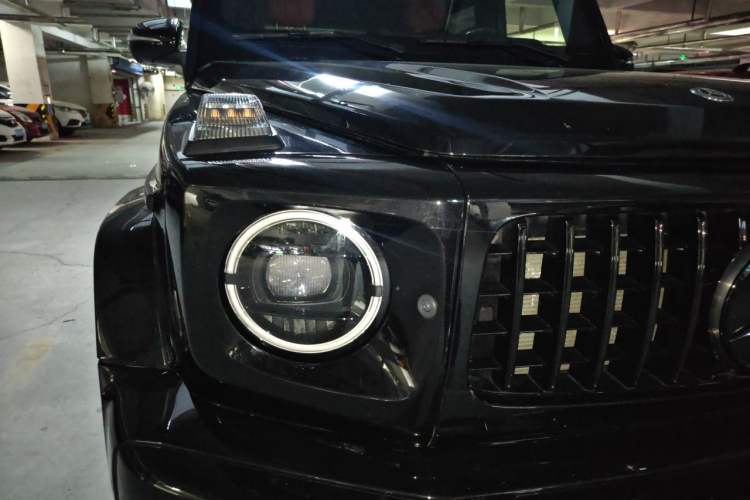 Used Mercedes-Benz G-Class  Right Front Headlight
