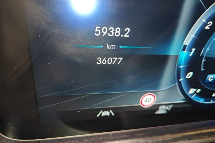 Used Mercedes-Benz G-Class  Odometer Close Up