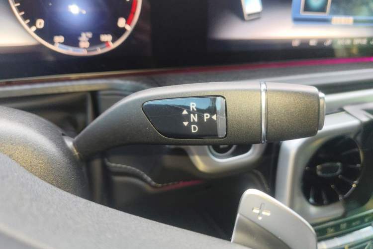 Used Mercedes-Benz G-Class 2023 G 350 Gear Lever