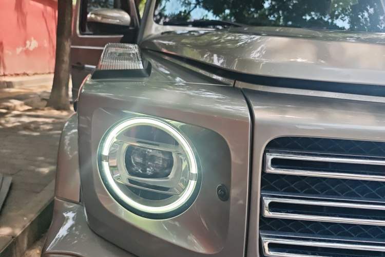Used Mercedes-Benz G-Class 2023 G 350 Right Front Headlight