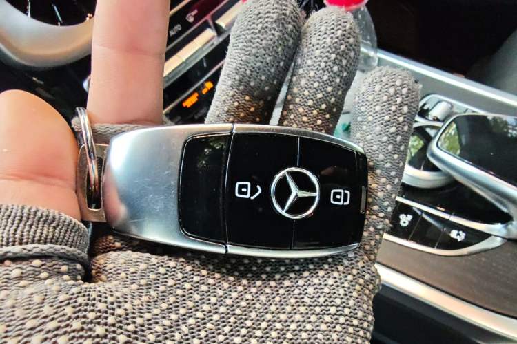 Used Mercedes-Benz G-Class 2023 G 350 Vehicle Key