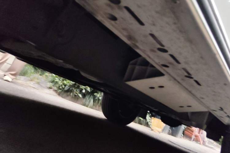 Used Mercedes-Benz G-Class  Chassis Front Left