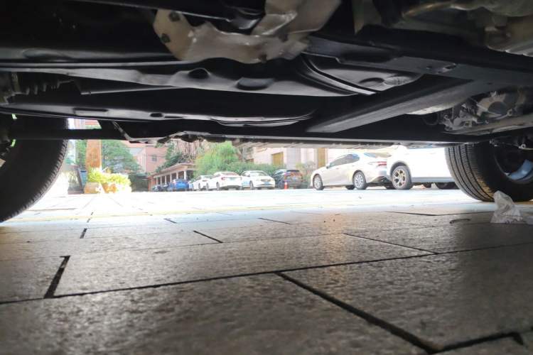 Used Mercedes-Benz G-Class 2023 G 500 Chassis Rear Right