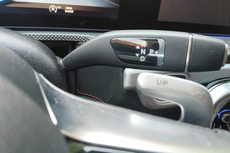 Used Mercedes-Benz G-Class 2023 G 500 Gear Lever