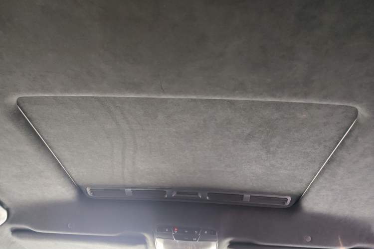 Used Mercedes-Benz G-Class  Headliner