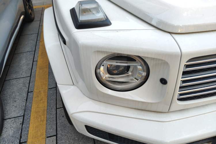 Used Mercedes-Benz G-Class 2023 G 500 Right Front Headlight