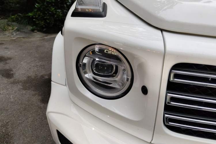Used Mercedes-Benz G-Class  Right Front Headlight