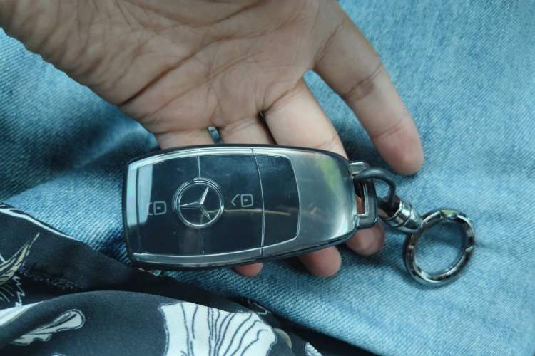Used Mercedes-Benz G-Class 2023 G 500 Vehicle Key