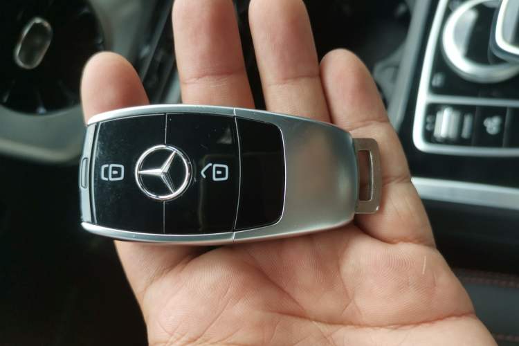 Used Mercedes-Benz G-Class  Vehicle Key