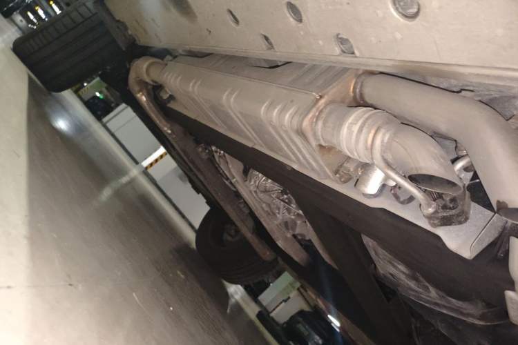 Used Mercedes-Benz G-Class 2024 G 500 Chassis Rear Left