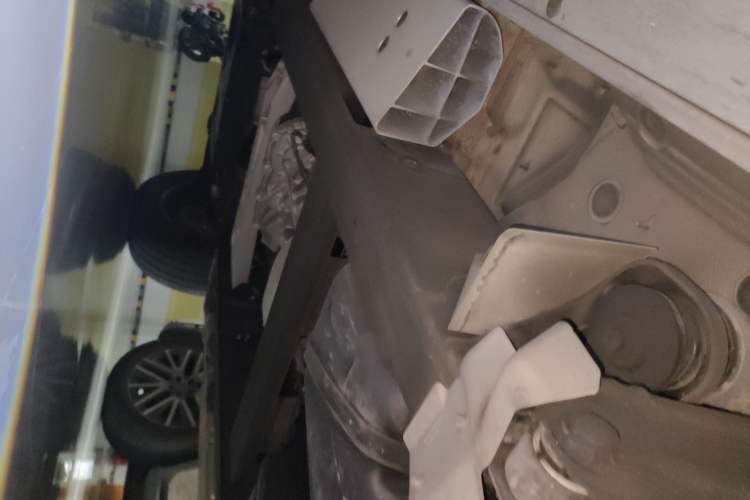 Used Mercedes-Benz G-Class 2024 G 350 Chassis Rear Left
