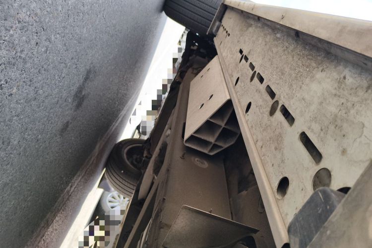 Used Mercedes-Benz G-Class 2024 G 350 Chassis Rear Left