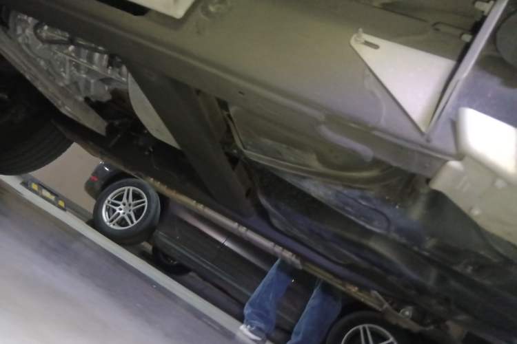 Used Mercedes-Benz G-Class 2024 G 350 Chassis Rear Left