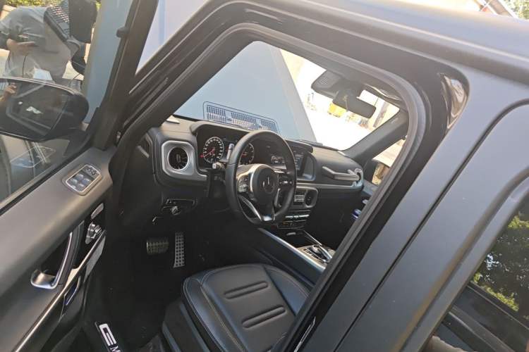 Used Mercedes-Benz G-Class 2024 G 350 Driver Seat