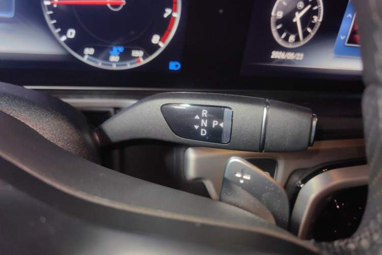 Used Mercedes-Benz G-Class 2024 G 350 Gear Lever