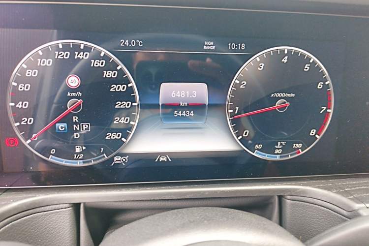 Used Mercedes-Benz G-Class 2024 G 350 Odometer Close Up