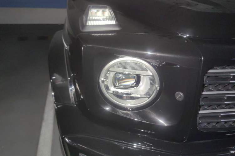 Used Mercedes-Benz G-Class 2024 G 350 Right Front Headlight