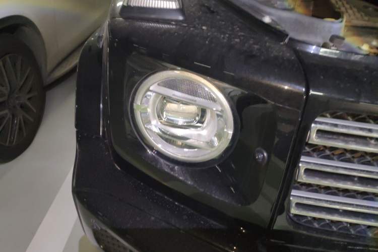Used Mercedes-Benz G-Class 2024 G 350 Right Front Headlight
