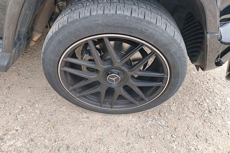 Used Mercedes-Benz G-Class 2024 G 350 Right Front Wheel Hub
