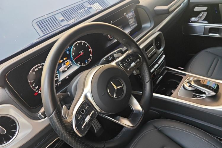 Used Mercedes-Benz G-Class 2024 G 350 Steering Wheel