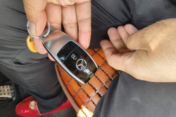Used Mercedes-Benz G-Class 2024 G 350 Vehicle Key
