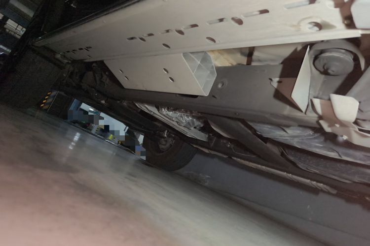 Used Mercedes-Benz G-Class 2024 G 350 Chassis Rear Left