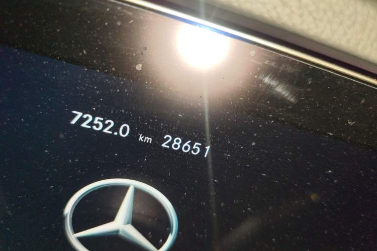 Used Mercedes-Benz G-Class 2024 G 350 Odometer Close Up