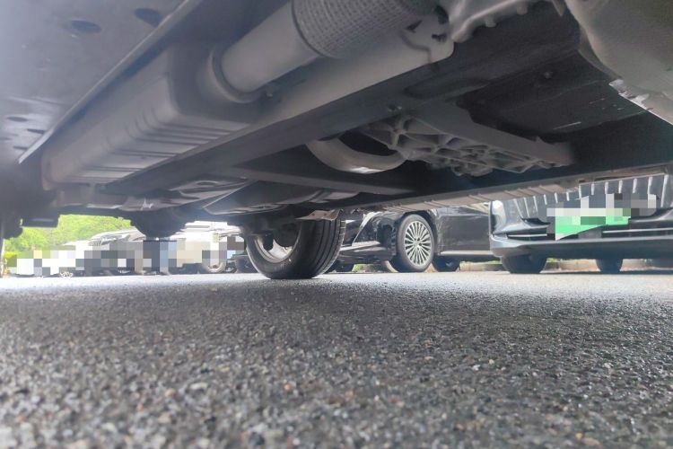Used Mercedes-Benz G-Class 2025 G 500 Chassis Front Right