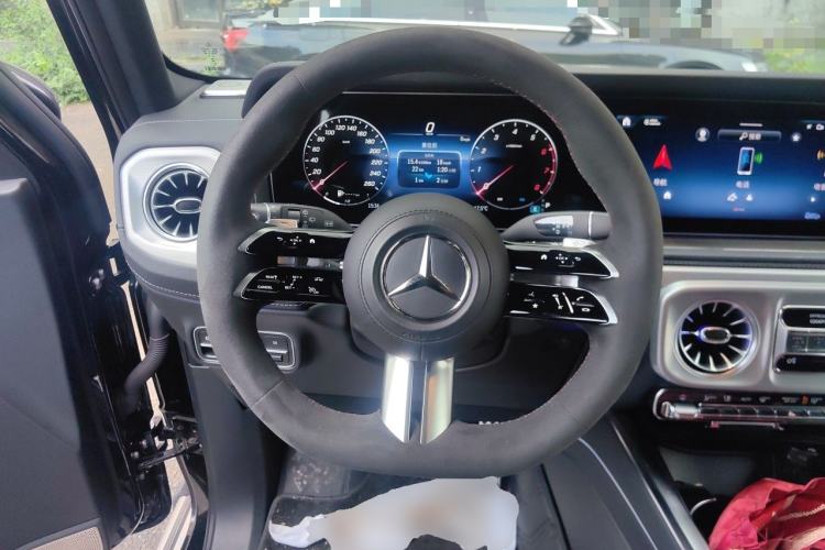 Used Mercedes-Benz G-Class 2025 G 500 Steering Wheel