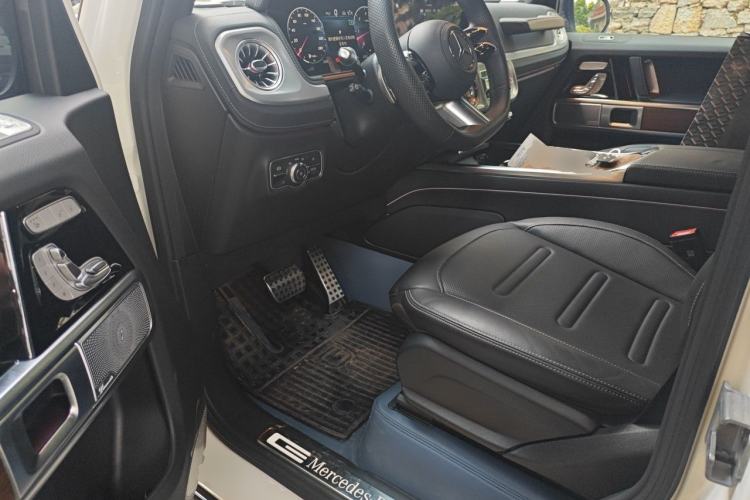 Used Mercedes-Benz G-Class 2025 G 500 Driver Seat