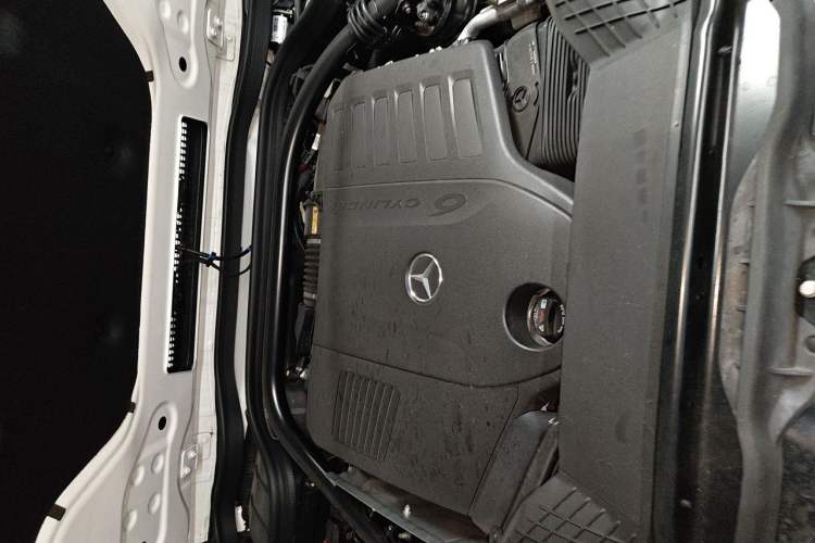 Used Mercedes-Benz G-Class 2025 G 500 Engine Bay