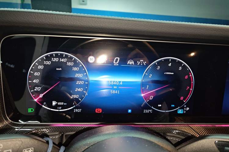 Used Mercedes-Benz G-Class 2025 G 500 Instrument Cluster