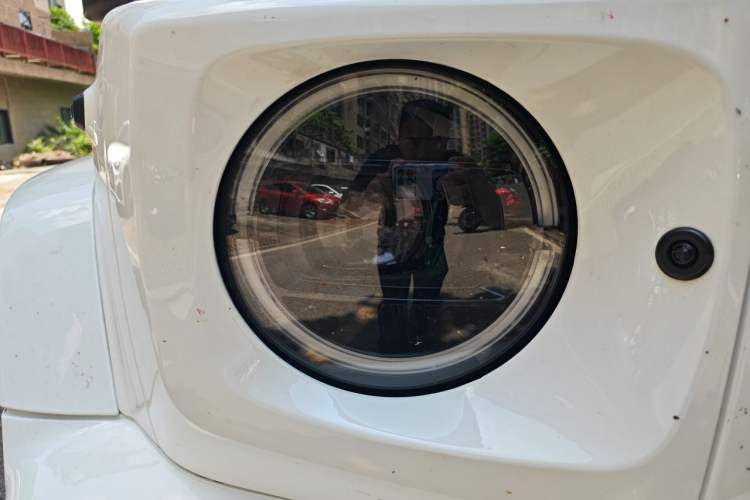 Used Mercedes-Benz G-Class 2025 G 500 Right Front Headlight