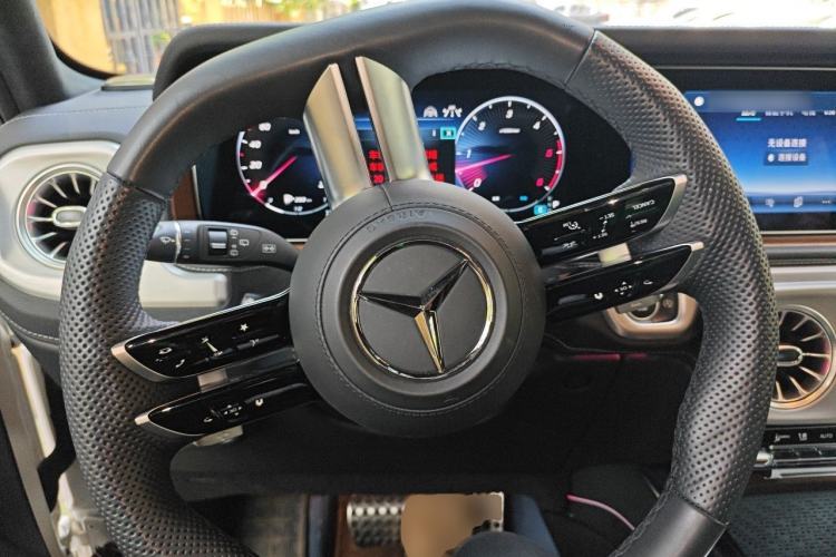 Used Mercedes-Benz G-Class 2025 G 500 Steering Wheel
